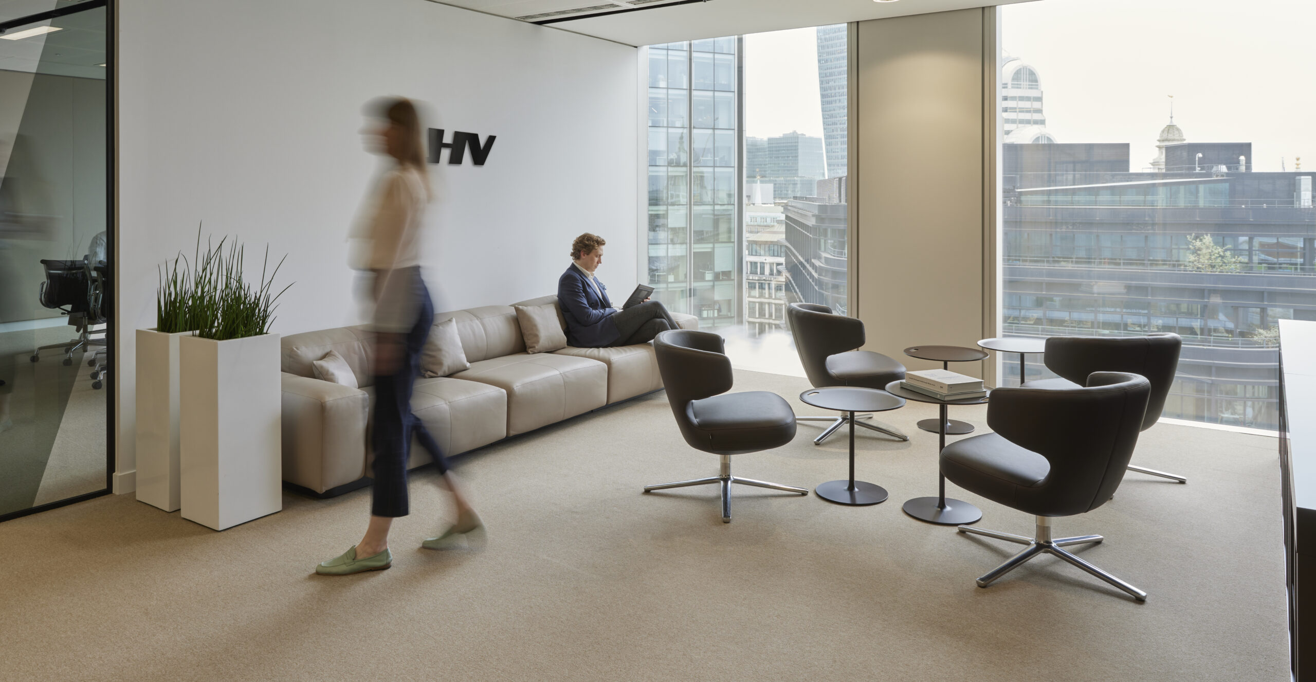 LHV Bank secures UK banking licence