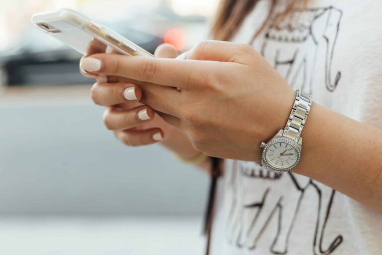 Campaign urges consumers vigilance against smartphone theft